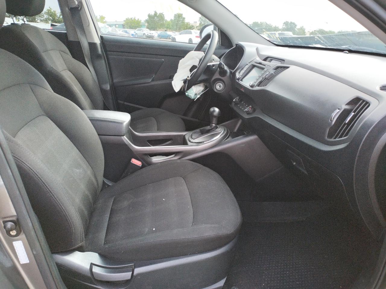Photo 5 from auction – 2011 KIA SPORTAGE L with VIN KNDPB3A22B7017600