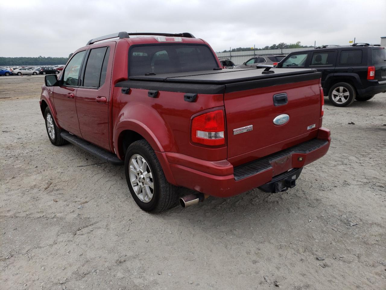 Photo 3 from auction – 2007 FORD EXPLORER S with VIN 1FMEU33827UA32105