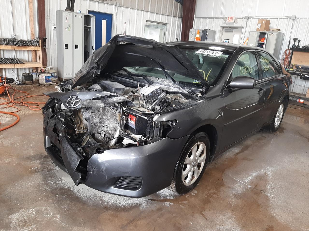 Photo 2 from auction – 2011 TOYOTA CAMRY BASE with VIN 4T1BF3EK3BU223059