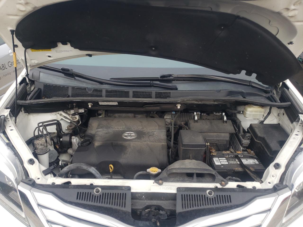 Photo 7 from auction – 2015 TOYOTA SIENNA XLE with VIN 5TDDK3DC3FS117756