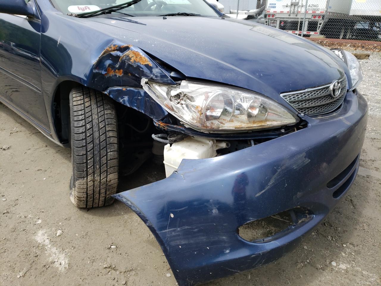 Photo 9 from auction – 2002 TOYOTA CAMRY LE with VIN 4T1BF30K82U511912
