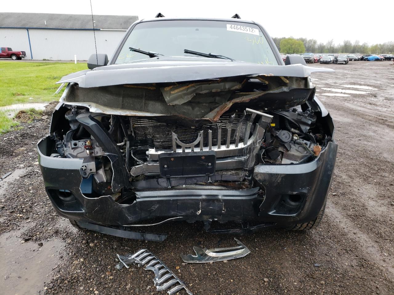 Photo 9 from auction – 2008 MERCURY MARINER with VIN 4M2CU81118KJ00979