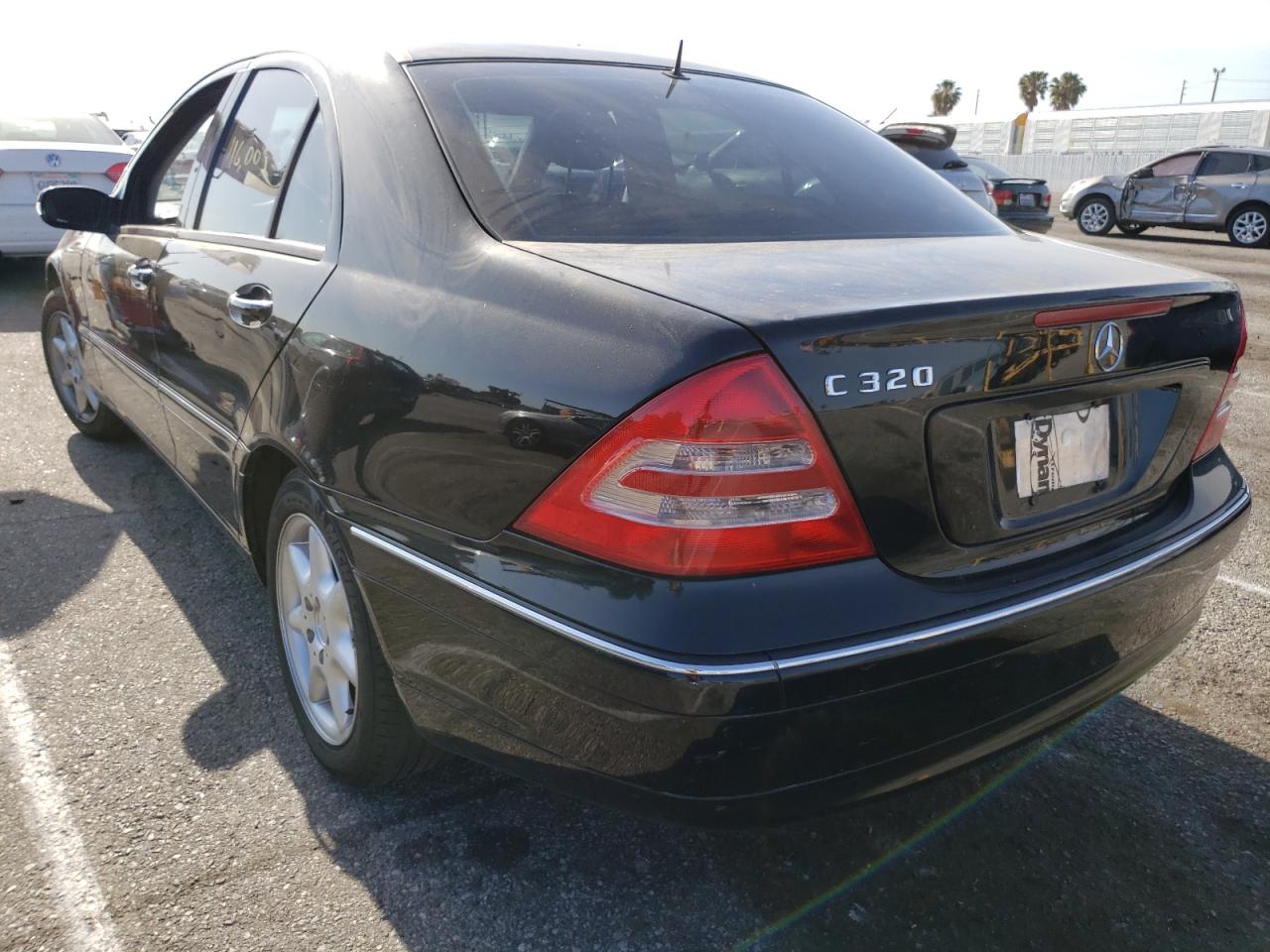 Photo 3 from auction – 2001 MERCEDES-BENZ C 320 with VIN WDBRF64J31F072058