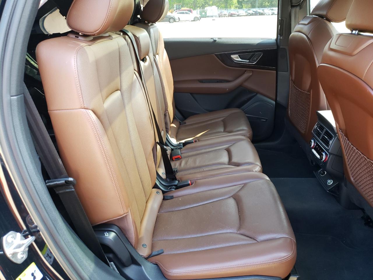 Photo 6 from auction – 2017 AUDI Q7 PRESTIG with VIN WA1VAAF75HD034799