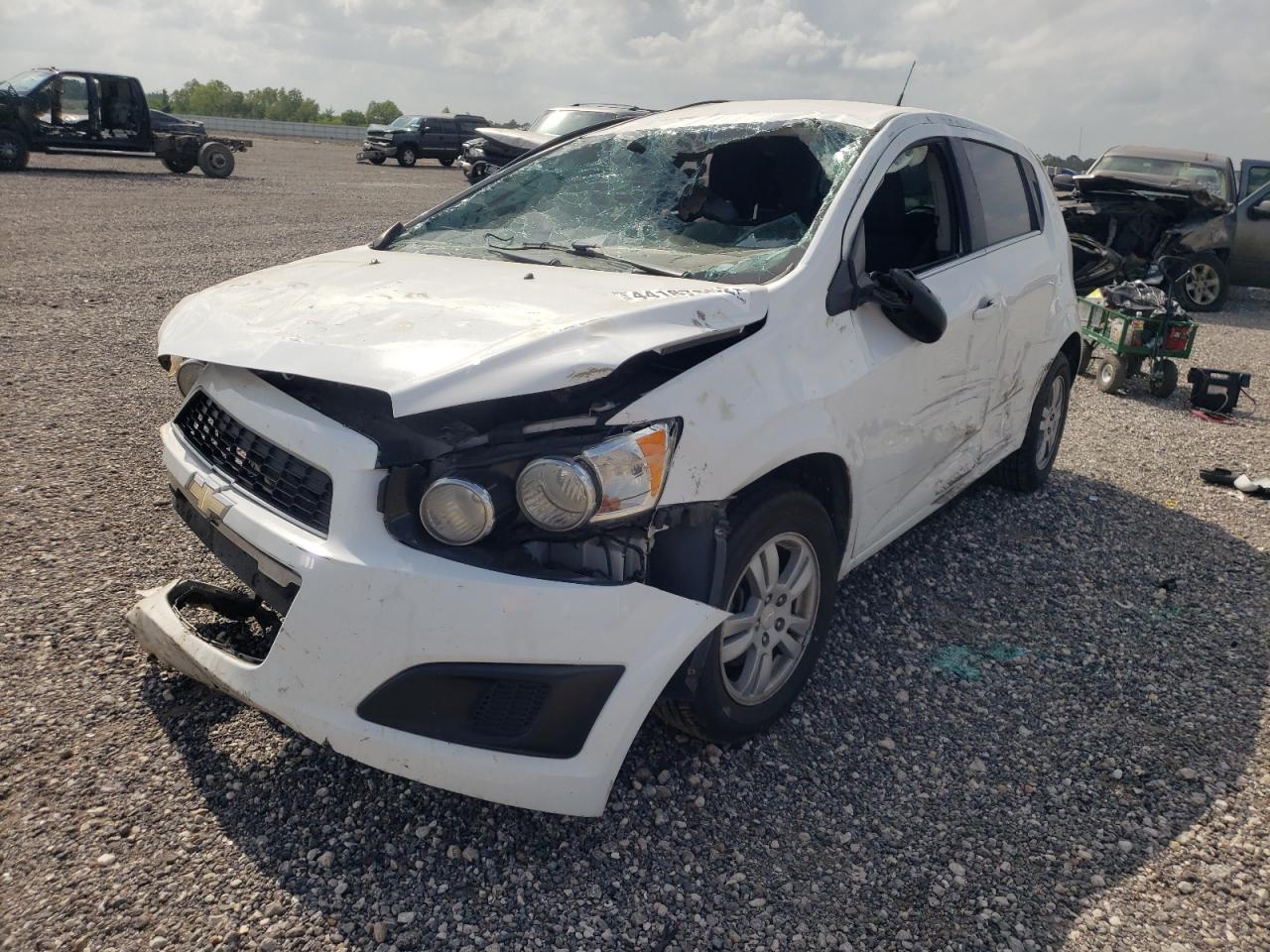 Photo 2 from auction – 2014 CHEVROLET SONIC LT with VIN 1G1JC6SH8E4187787