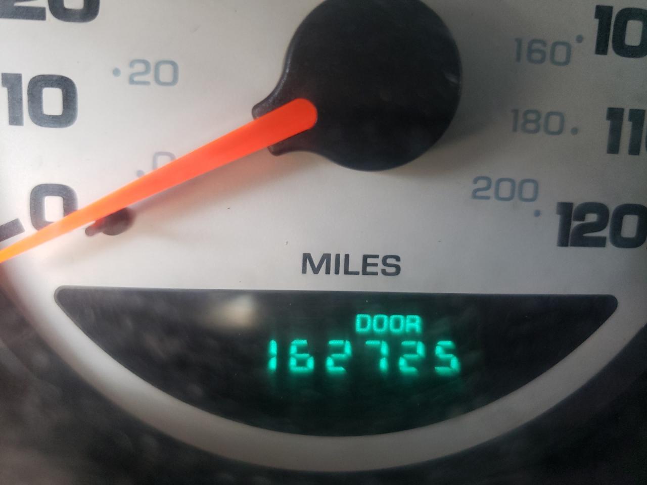 Photo 8 from auction – 2005 DODGE NEON SXT with VIN 1B3ES56CX5D205079