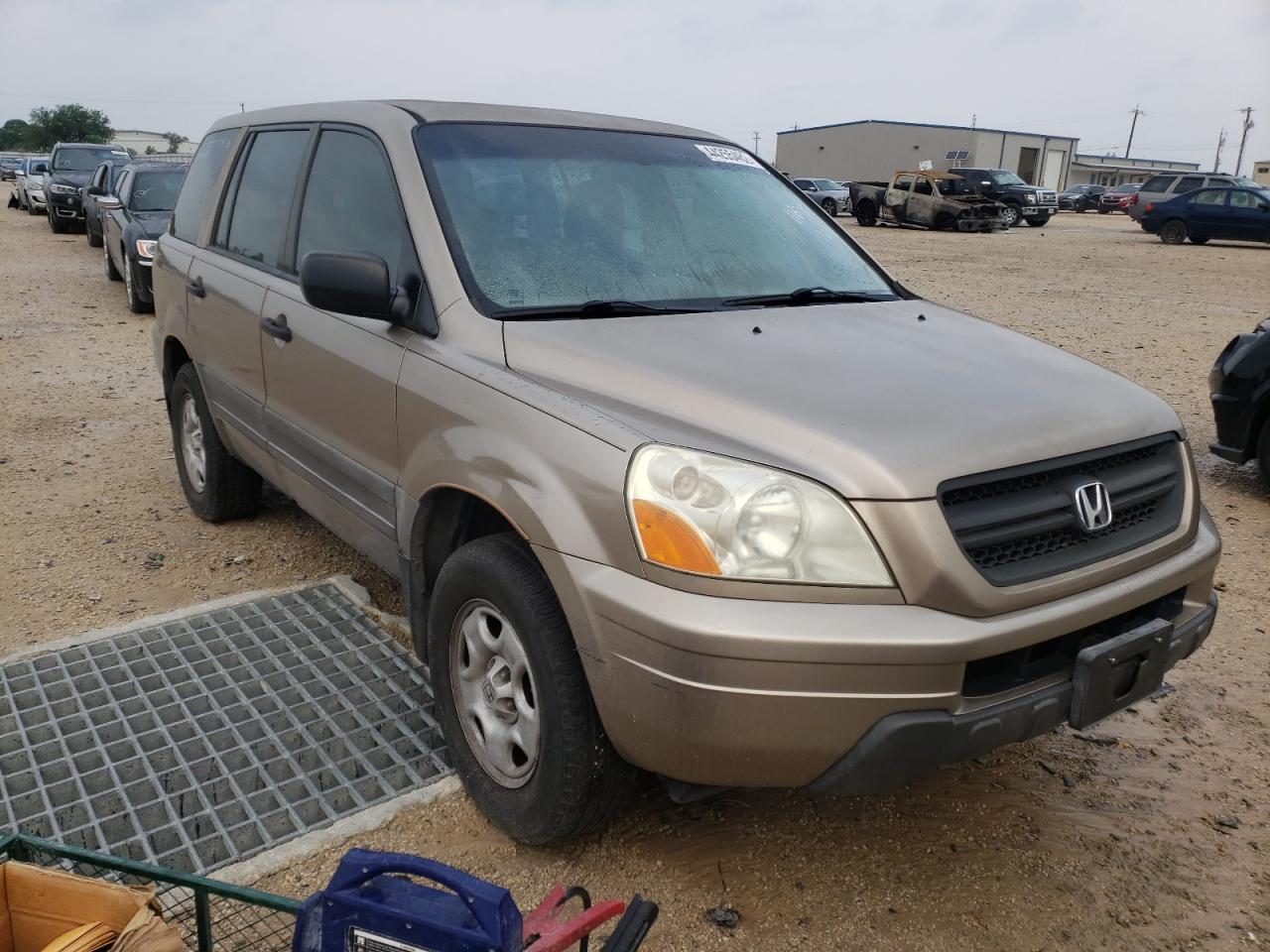 Photo 1 from auction – 2004 HONDA PILOT LX with VIN 2HKYF18114H600149