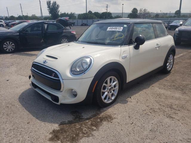 Photo 2 from auction – 2017 MINI COOPER S with VIN WMWXP7C32H3B94582