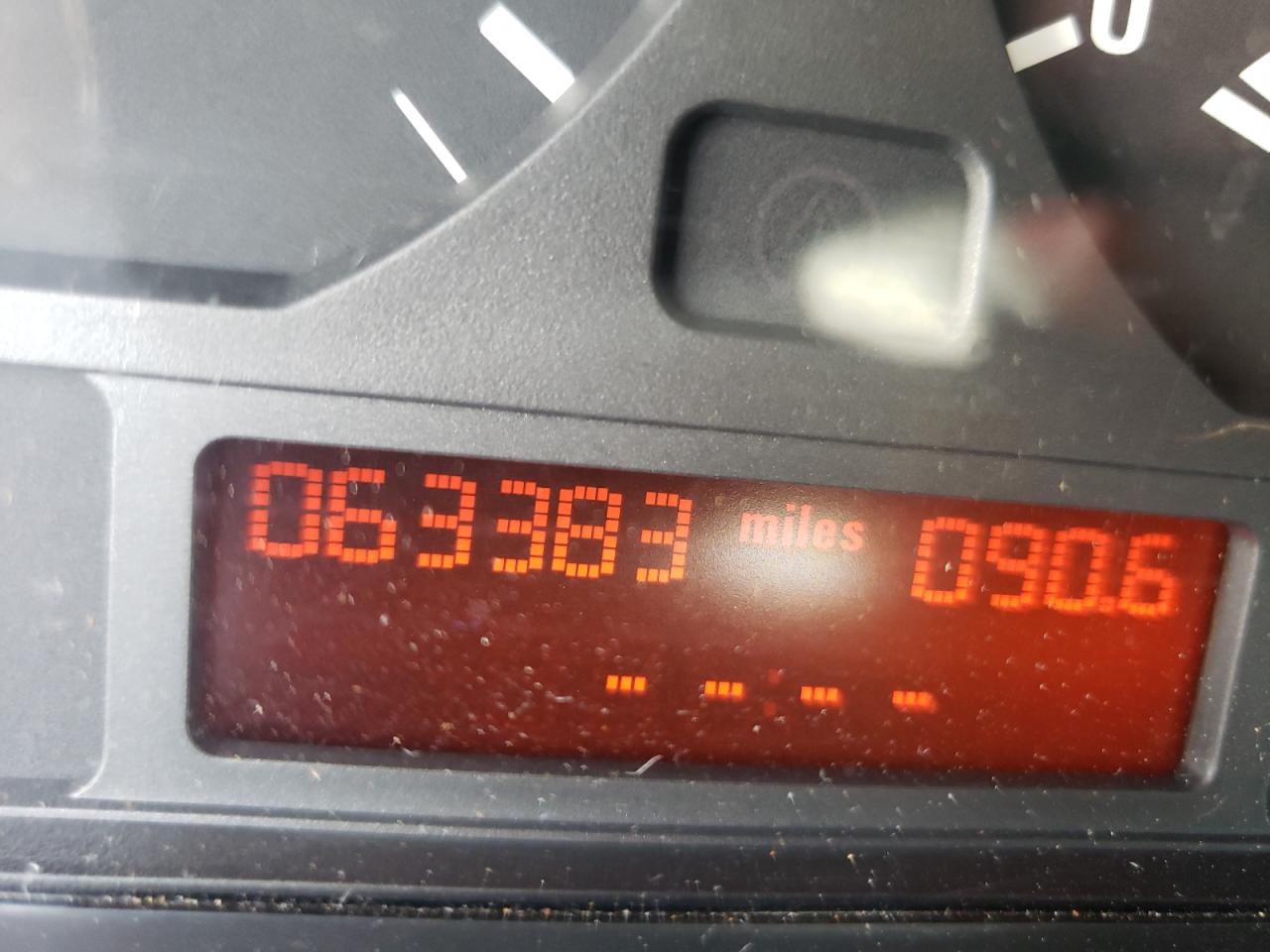 Foto 8 de la subasta – 2000 BMW 328 I con VIN WBAAM5345YFR16845