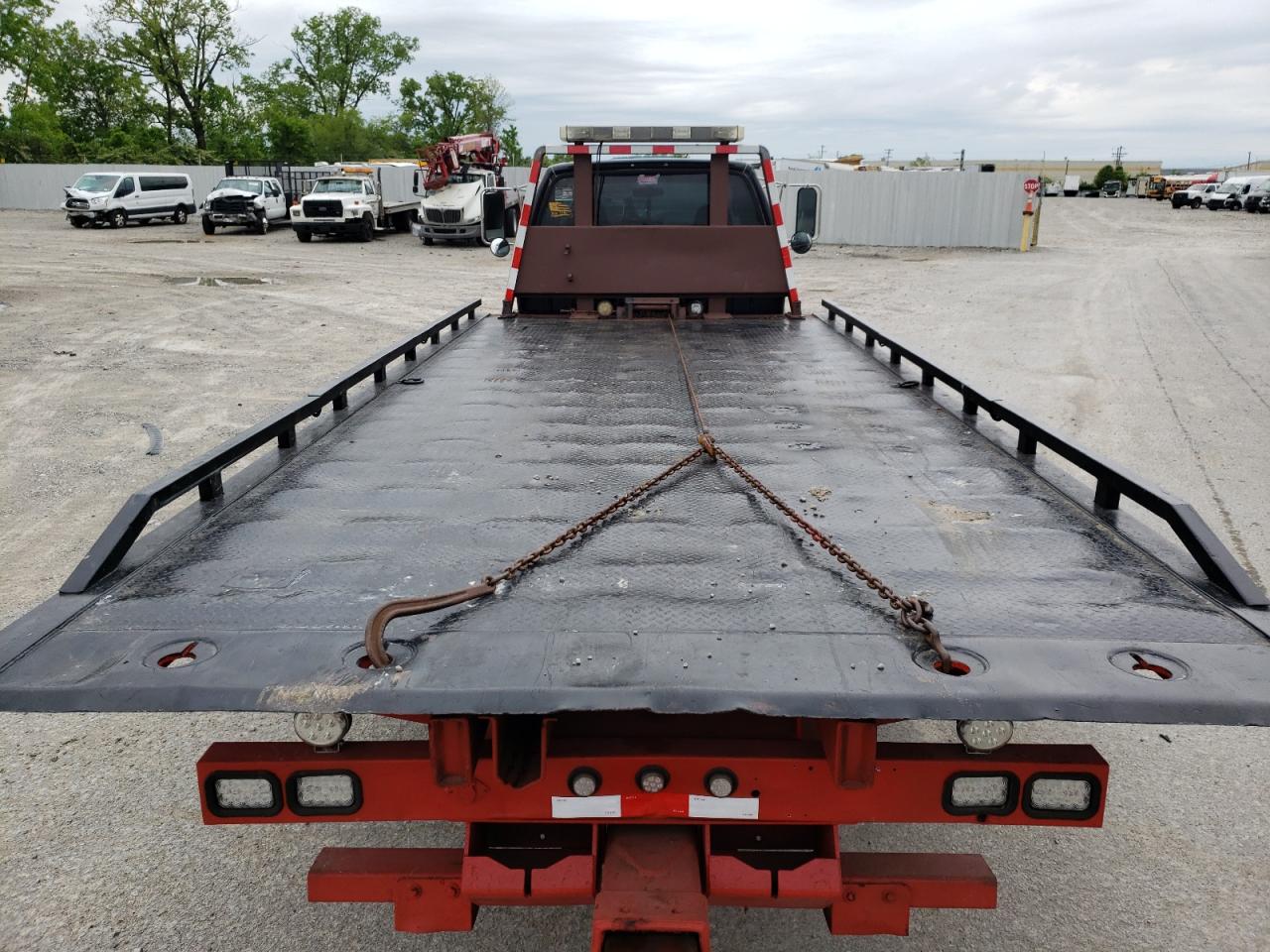 Zdjęcie 6 z aukcji – 2002 FORD F650 SUPER z VIN 3FDNF65A32MA27374