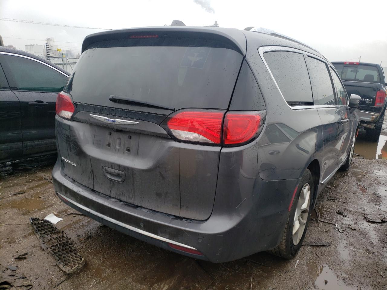 Zdjęcie 4 z aukcji – 2018 CHRYSLER PACIFICA T z VIN 2C4RC1BG6JR204369