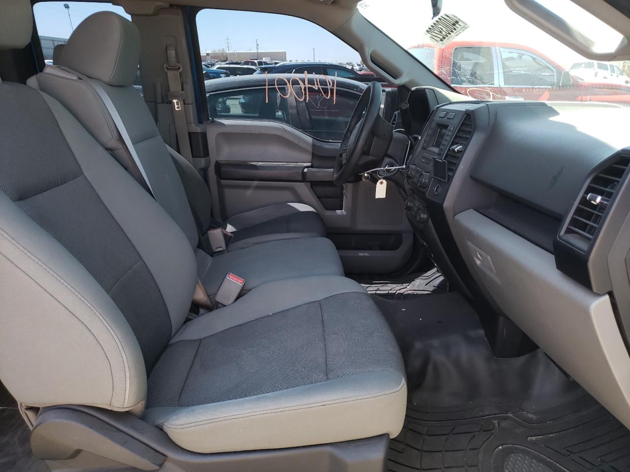 Photo 5 from auction – 2015 FORD F150 SUPER with VIN 1FTEX1CP2FKE74660