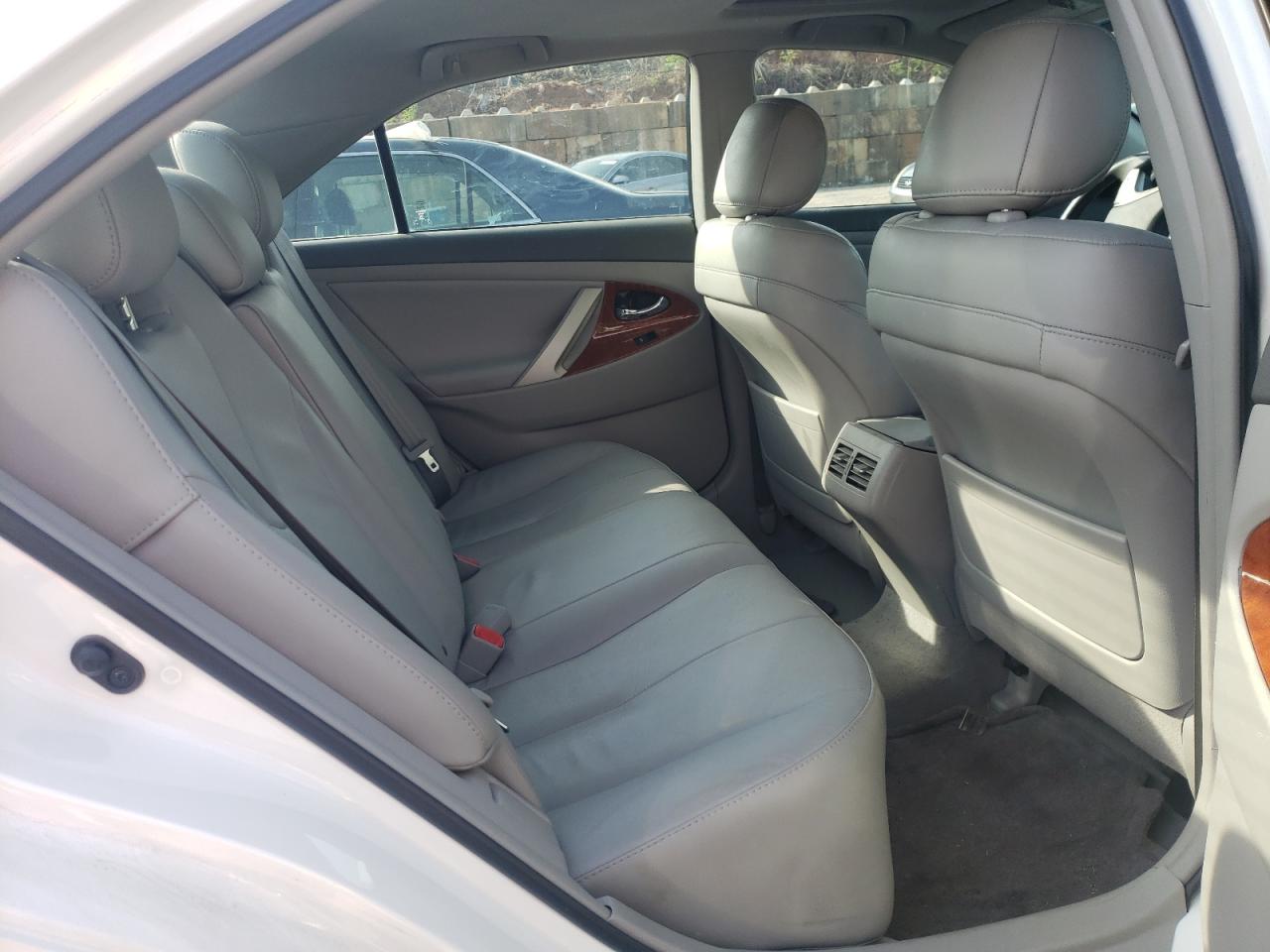 Photo 6 from auction – 2011 TOYOTA CAMRY BASE with VIN 4T4BF3EK3BR190506