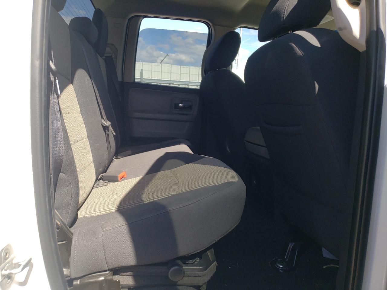Photo 6 from auction – 2011 DODGE RAM 1500 with VIN 1D7RV1GT5BS545574