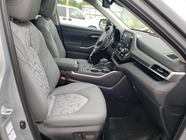 Photo 5 from auction – 2022 TOYOTA HIGHLANDER with VIN 5TDABRCH1NS537968