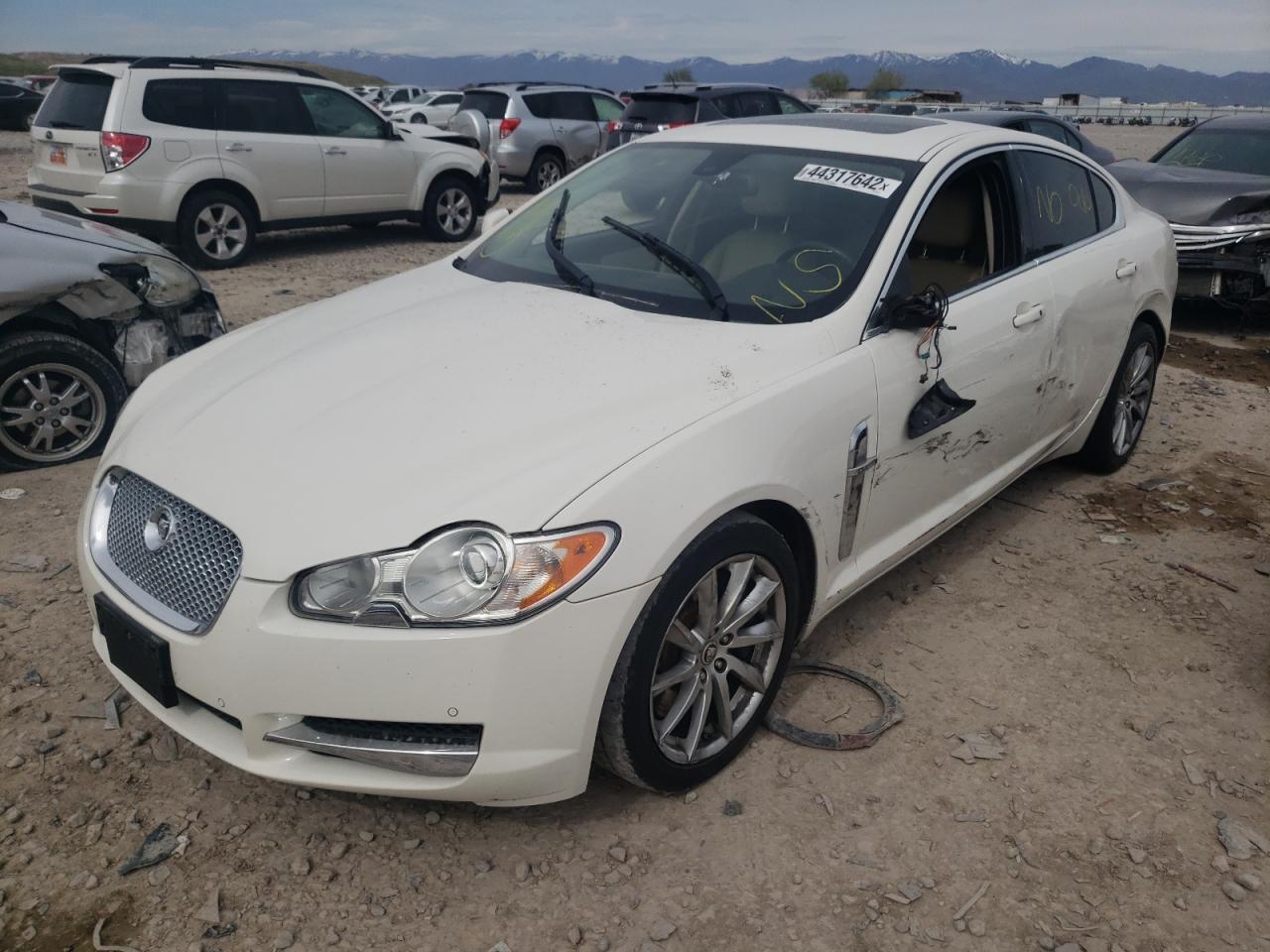Photo 2 from auction – 2009 JAGUAR XF SUPERCH with VIN SAJWA07C591R43792