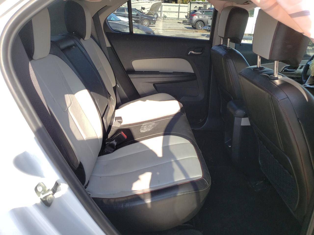 Photo 6 from auction – 2017 CHEVROLET EQUINOX PR with VIN 2GNALDEK5H6107231