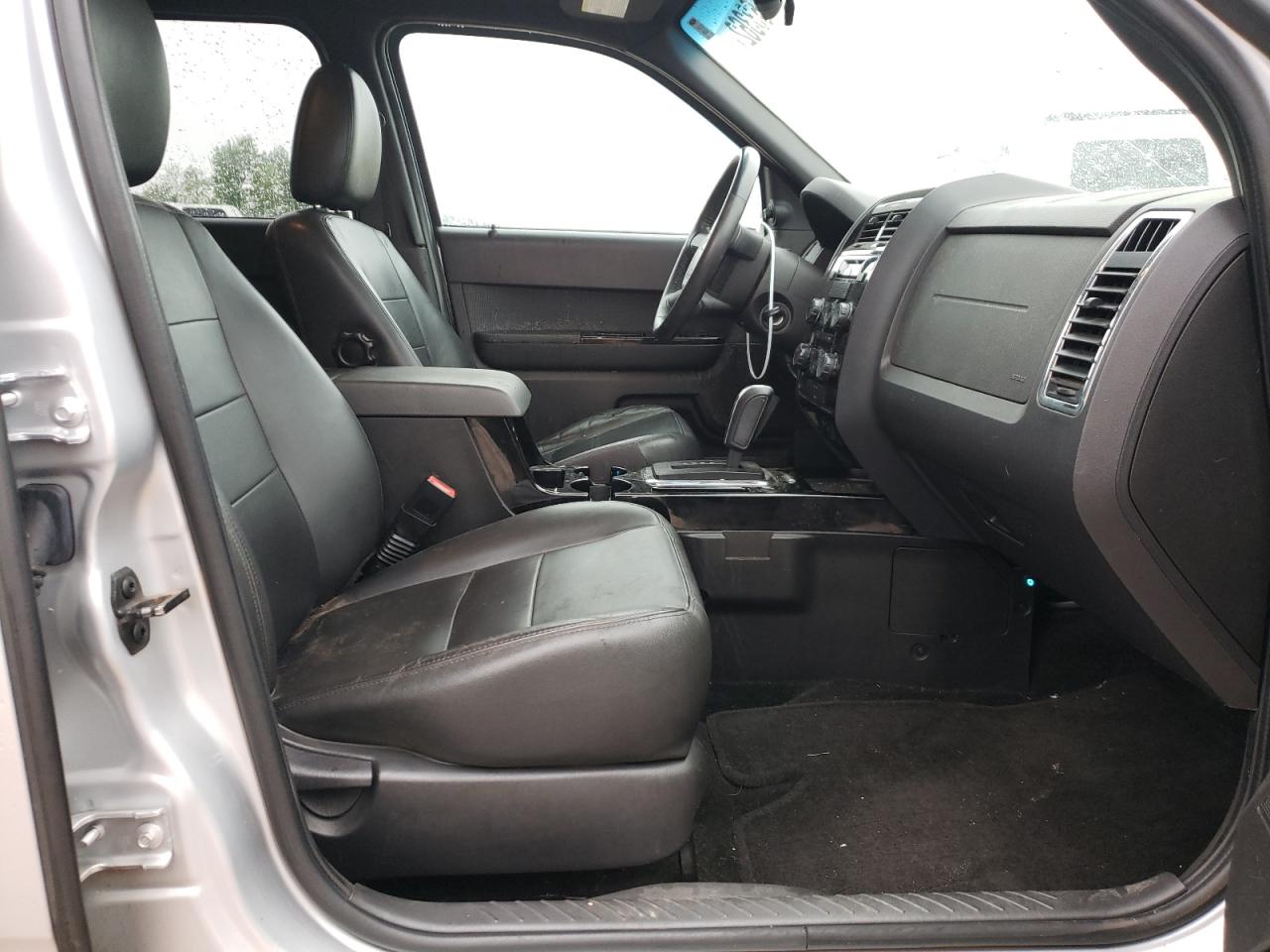 Photo 5 from auction – 2012 FORD ESCAPE LIM with VIN 1FMCU9EG8CKA36714