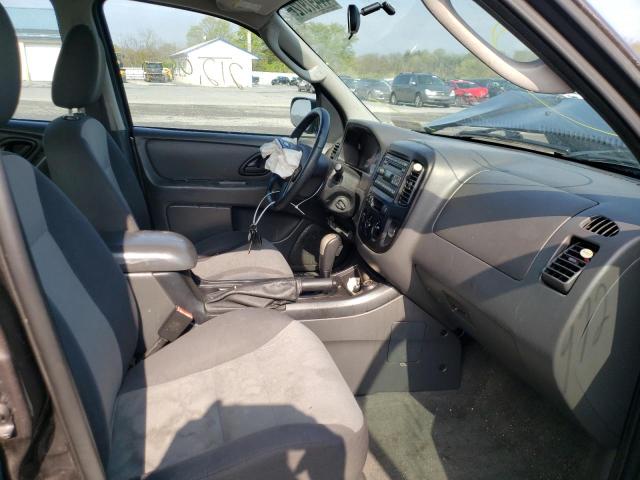 Photo 5 from auction – 2006 FORD ESCAPE XLS with VIN 1FMYU02Z76KC72606