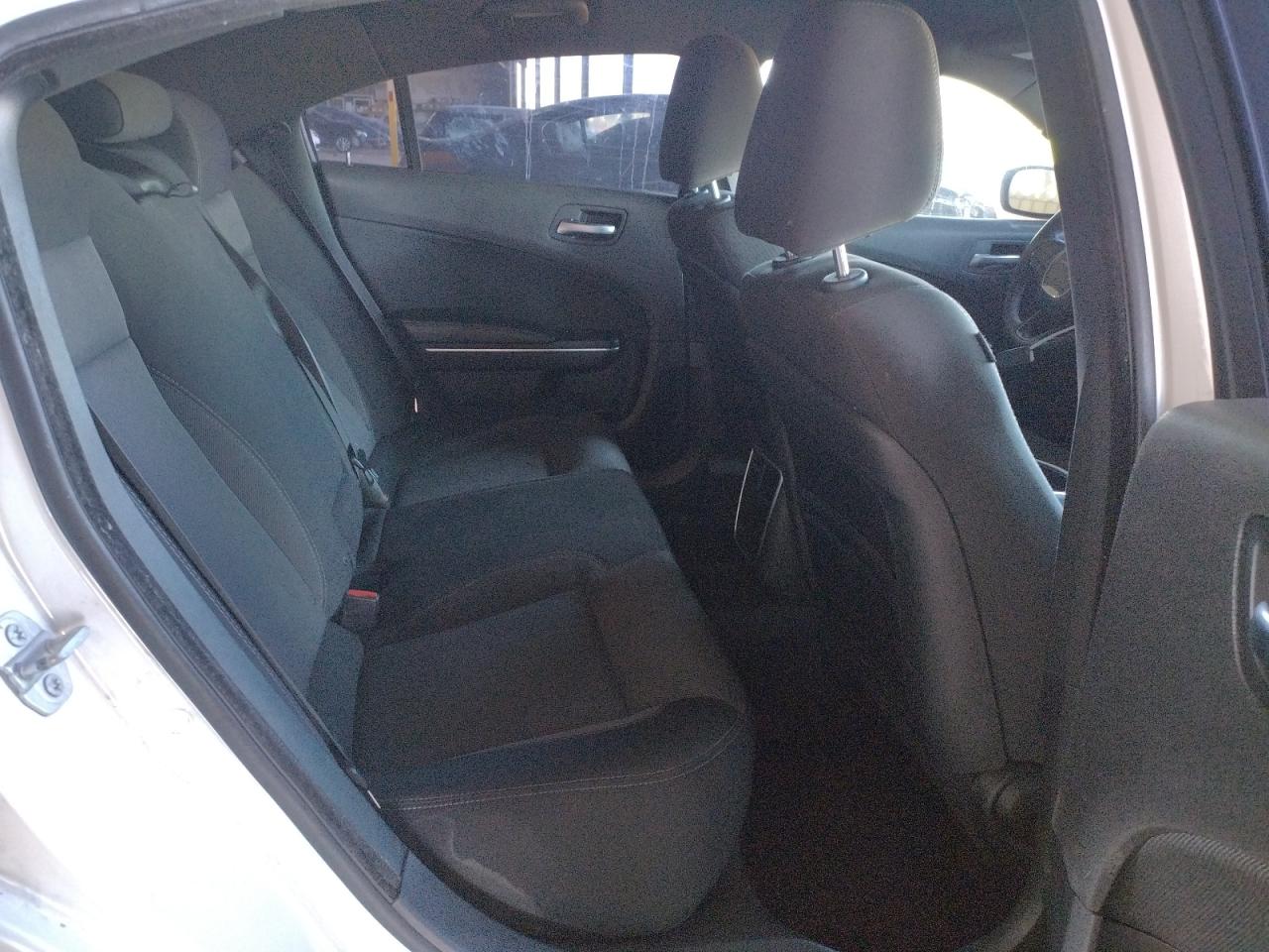 Photo 6 from auction – 2015 DODGE CHARGER SE with VIN 2C3CDXBG0FH812458