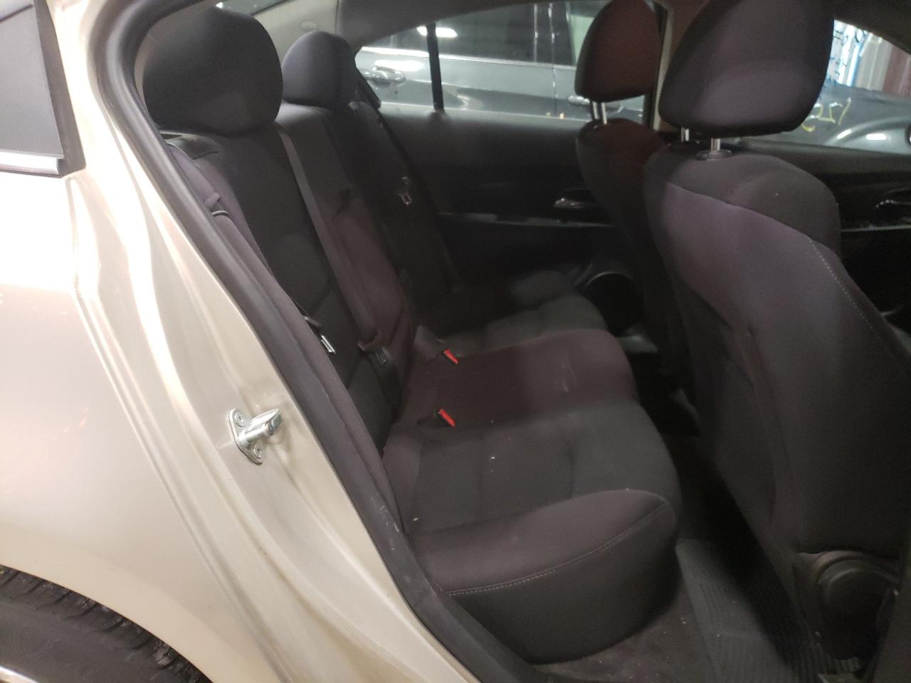 Photo 6 from auction – 2014 CHEVROLET CRUZE LT with VIN 1G1PC5SB4E7295063