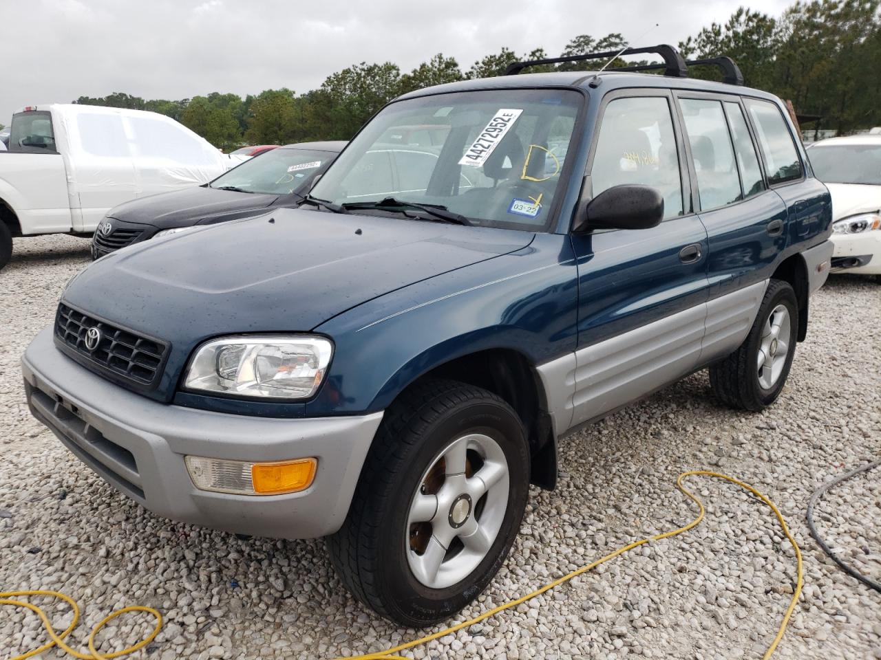 Photo 2 from auction – 2000 TOYOTA RAV4 with VIN JT3GP10VXY0044521