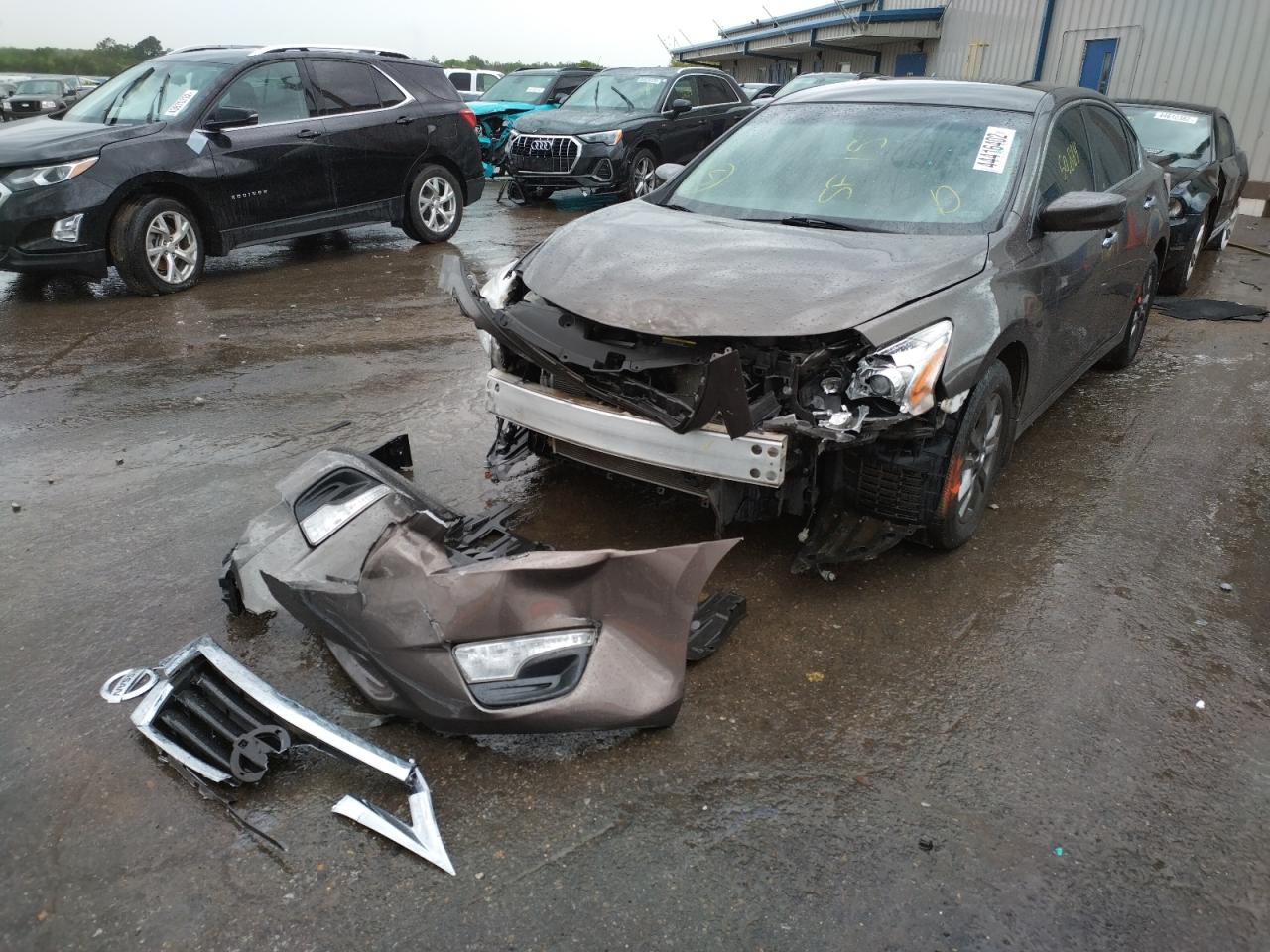 Photo 2 from auction – 2015 NISSAN ALTIMA 2.5 with VIN 1N4AL3AP8FN917102