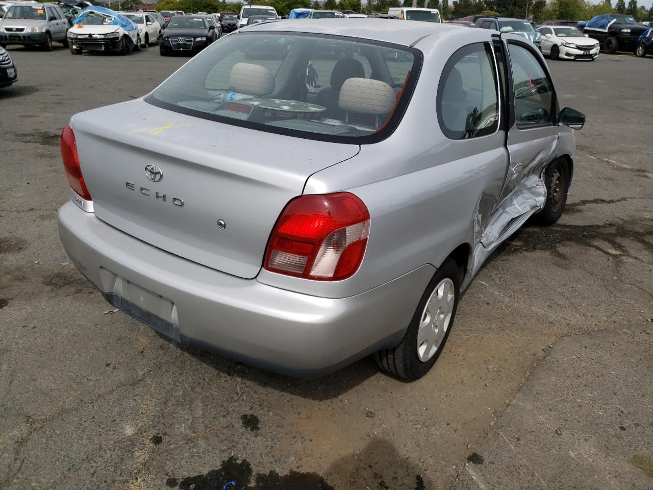 Photo 4 from auction – 2002 TOYOTA ECHO with VIN JTDAT123520248949