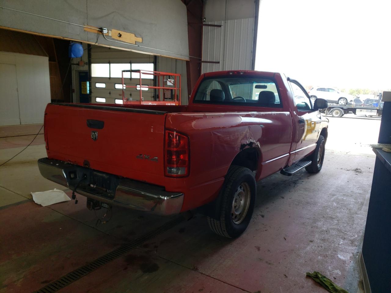 Photo 4 from auction – 2005 DODGE RAM 1500 S with VIN 1D3HU16N85J572510
