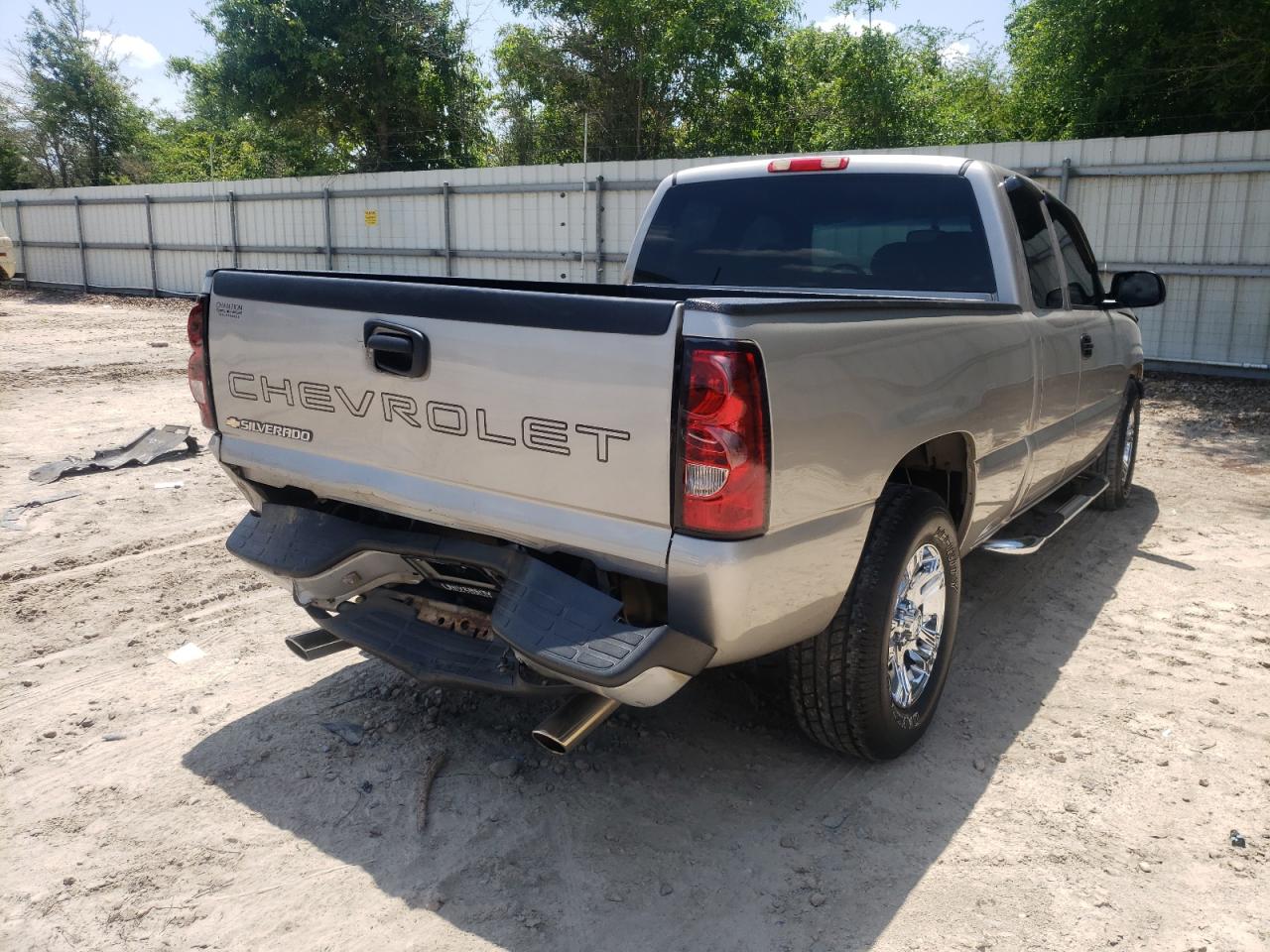 Photo 4 from auction – 2007 CHEVROLET SILVERADO with VIN 1GCEC19V27Z120759