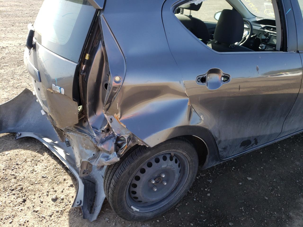 Photo 9 from auction – 2015 TOYOTA PRIUS C with VIN JTDKDTB34F1578353