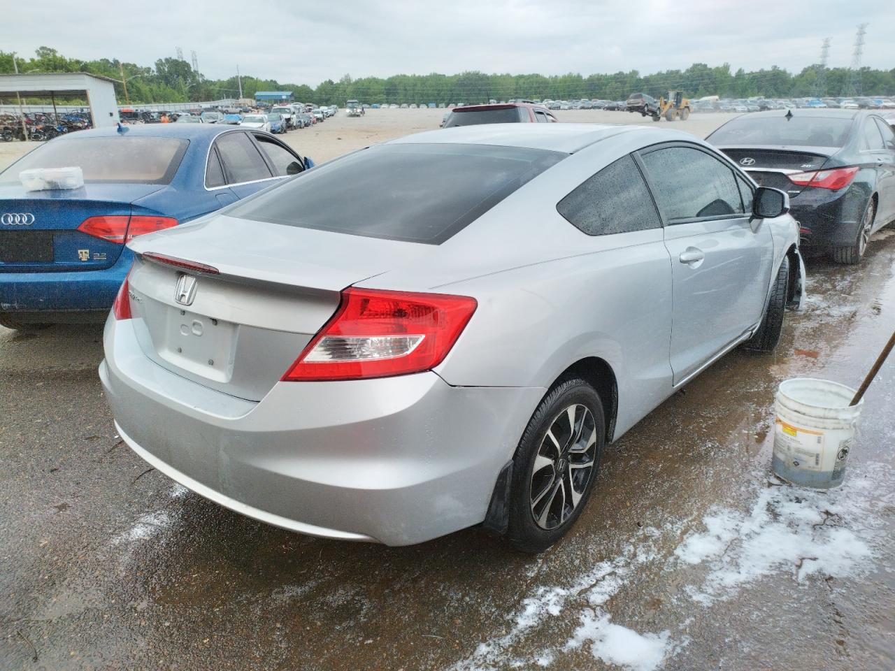 Photo 17 from auction – 2013 HONDA CIVIC EX with VIN 2HGFG3A80DH500237