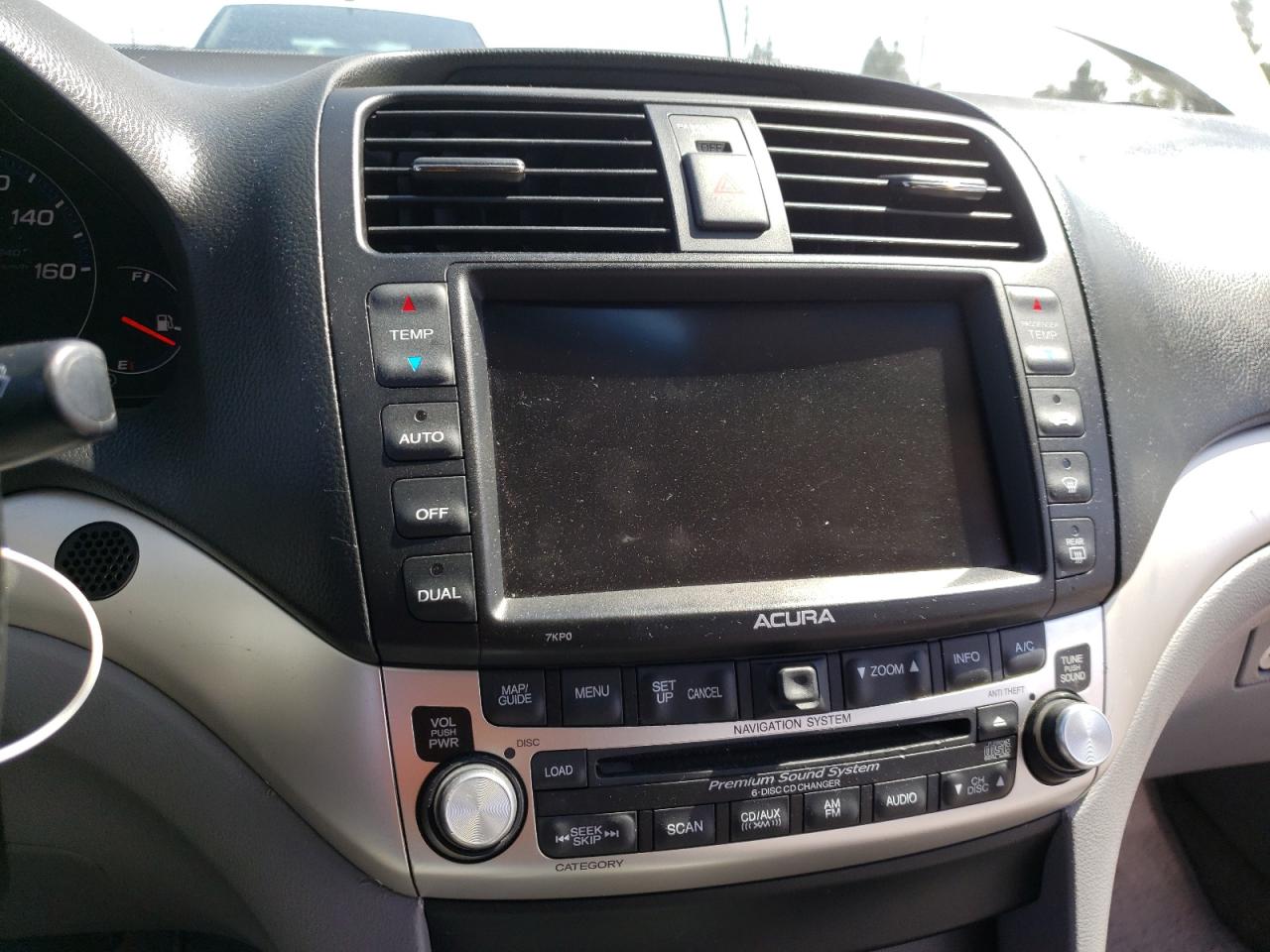 Photo 9 from auction – 2006 ACURA TSX with VIN JH4CL96946C026301