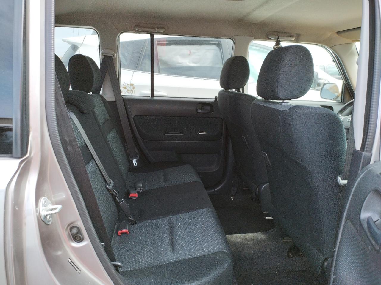 Zdjęcie 6 z aukcji – 2006 SCION XB z VIN JTLKT324064083999