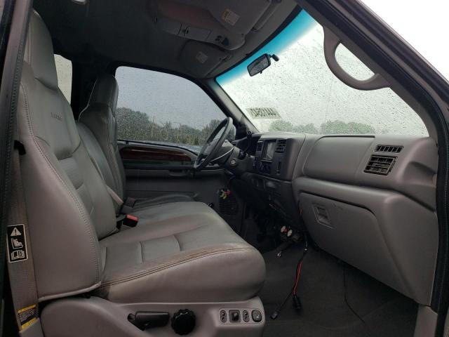 Photo 5 from auction – 2002 FORD F350 SRW S with VIN 1FTSW31F02EB68903