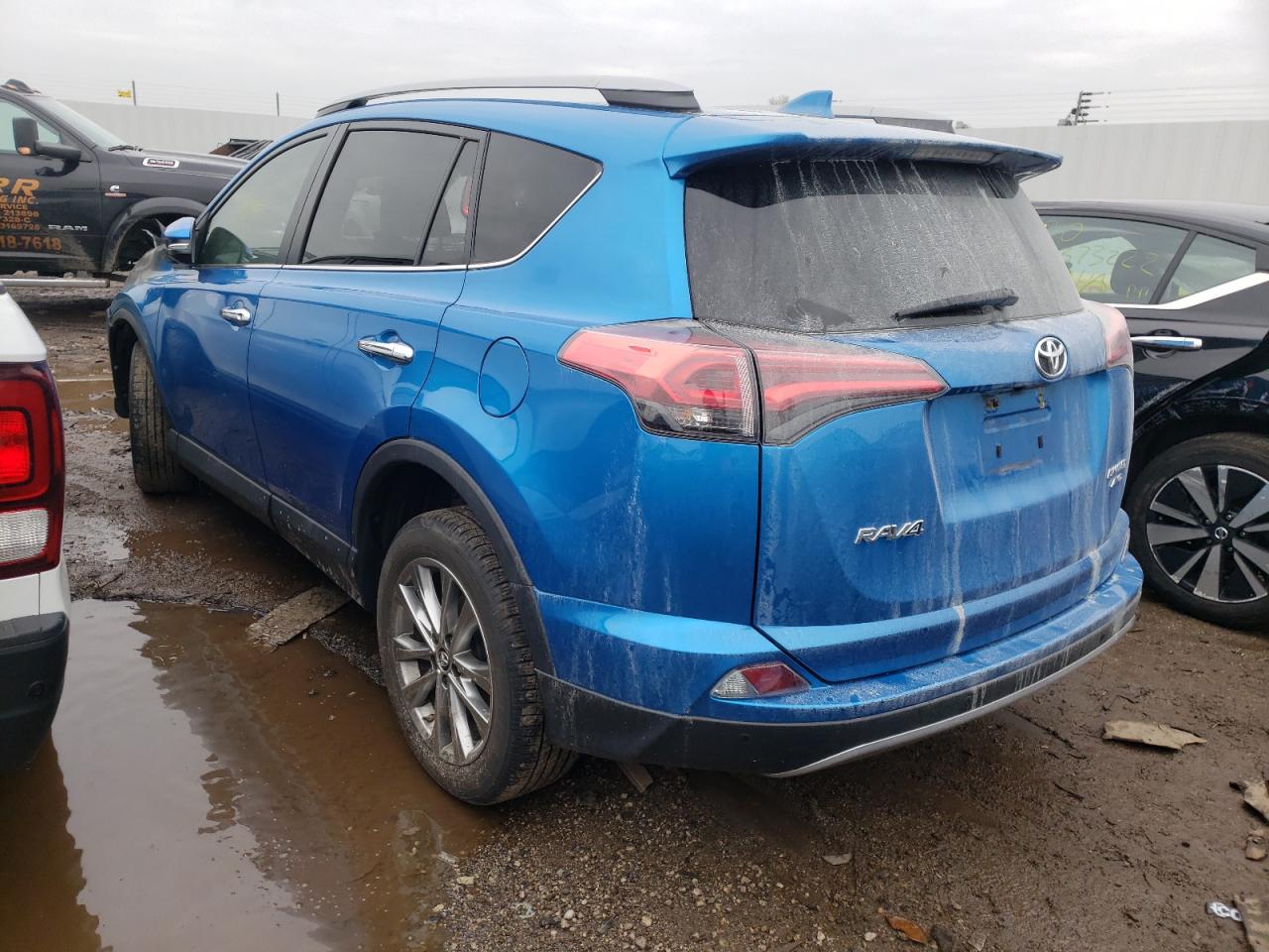Photo 3 from auction – 2017 TOYOTA RAV4 LIMIT with VIN 2T3DFREV2HW585163