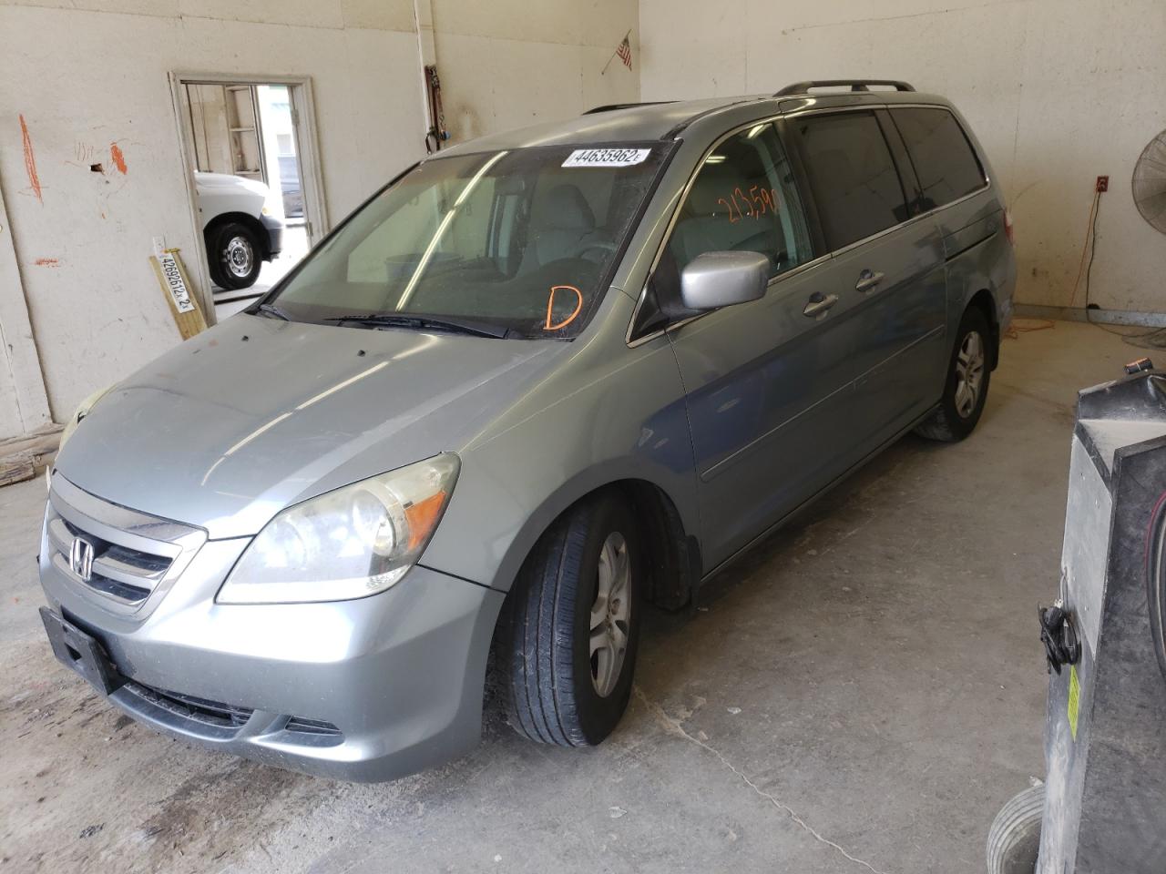 Photo 2 from auction – 2007 HONDA ODYSSEY EX with VIN 5FNRL38437B001193