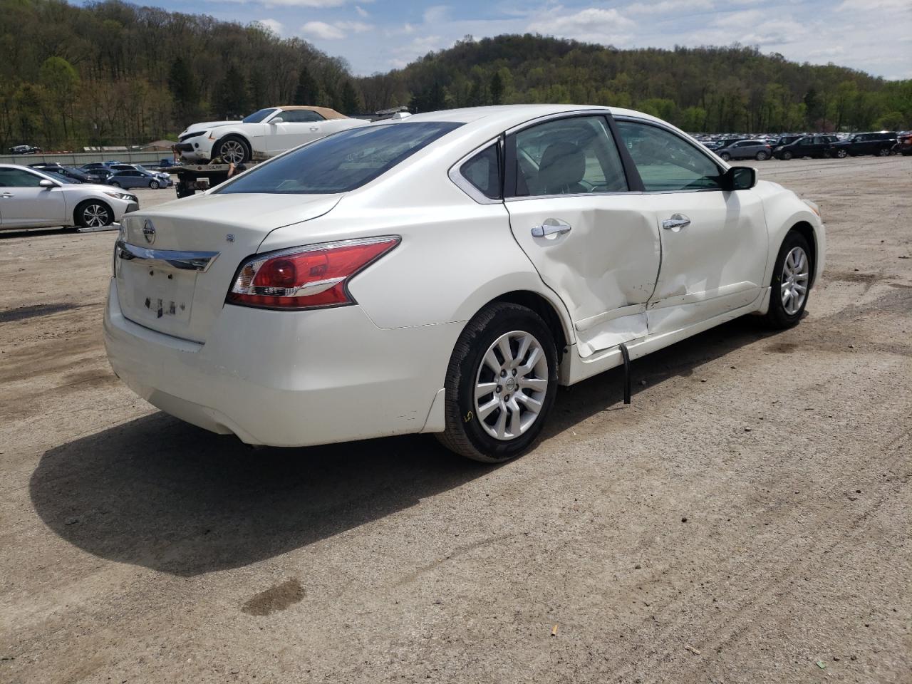 Photo 9 from auction – 2015 NISSAN ALTIMA 2.5 with VIN 1N4AL3AP0FN360265