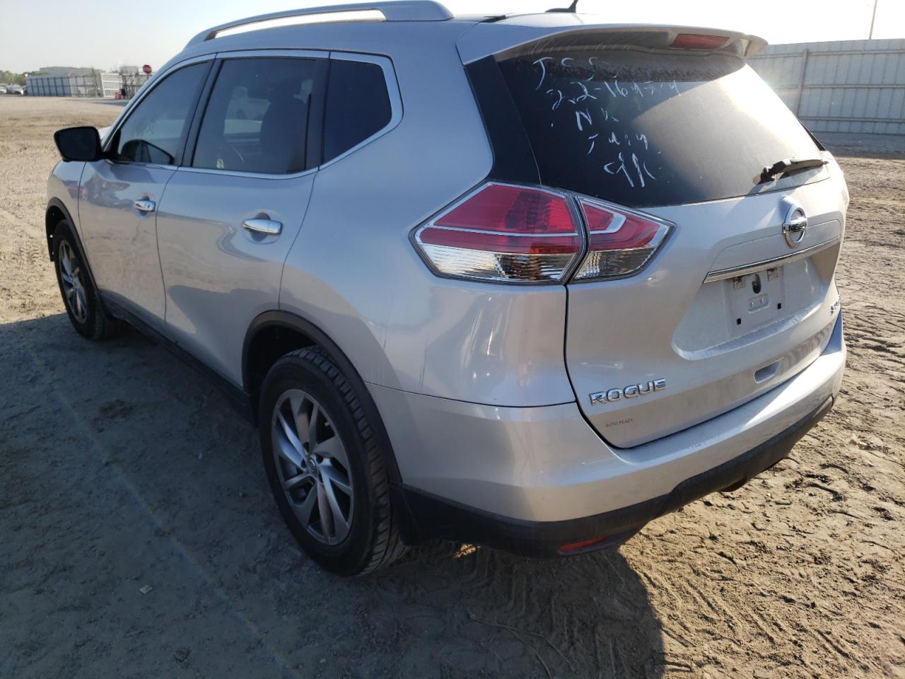 Photo 3 from auction – 2015 NISSAN ROGUE S with VIN 5N1AT2MV8FC765778