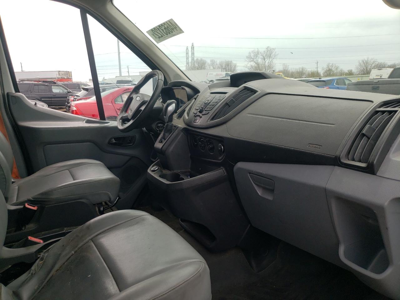 Photo 5 from auction – 2017 FORD TRANSIT T- with VIN 1FTYE1CM2HKB26448