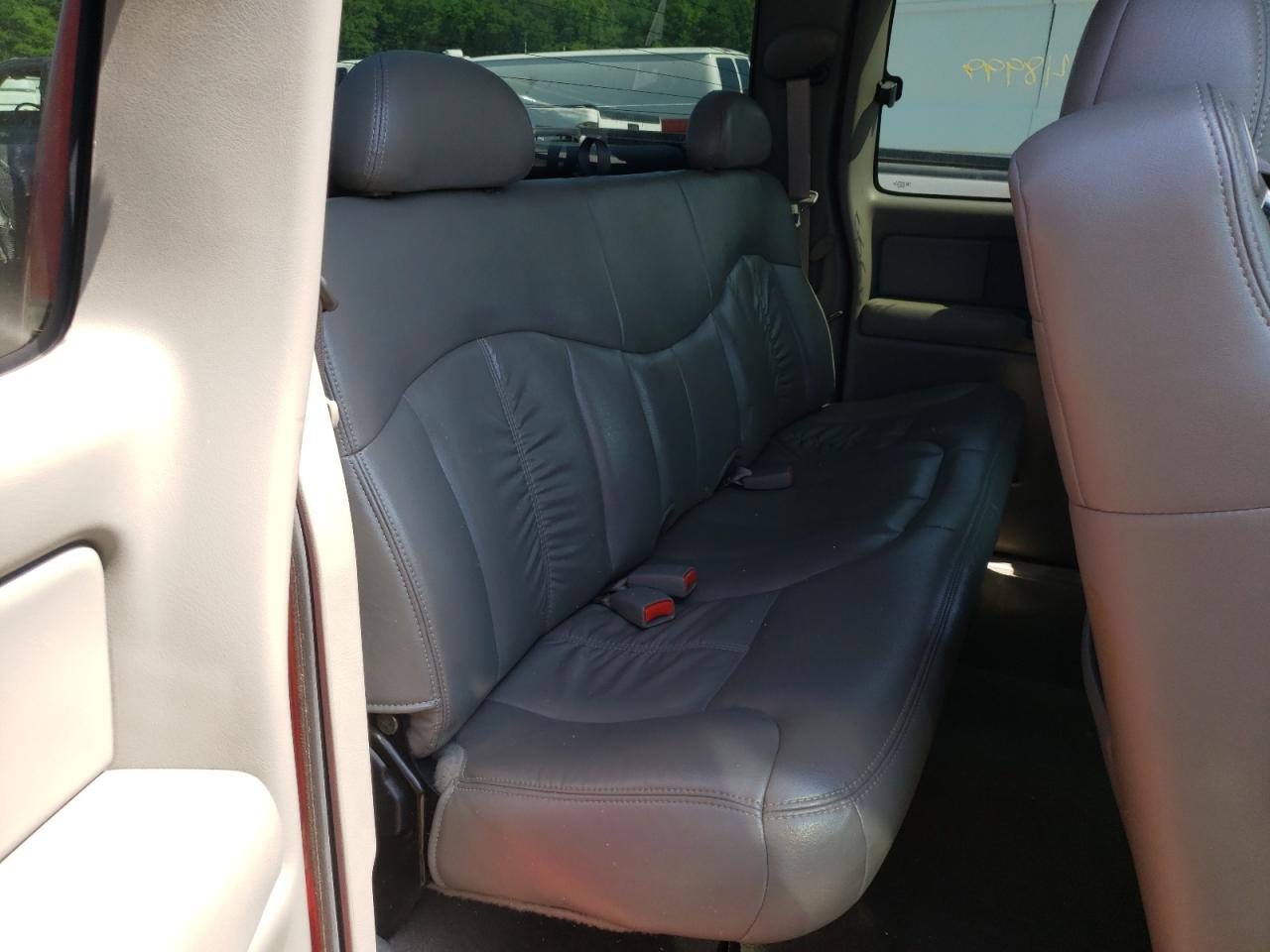 Photo 6 from auction – 2002 CHEVROLET SILVERADO with VIN 1GCHK29U42E266626