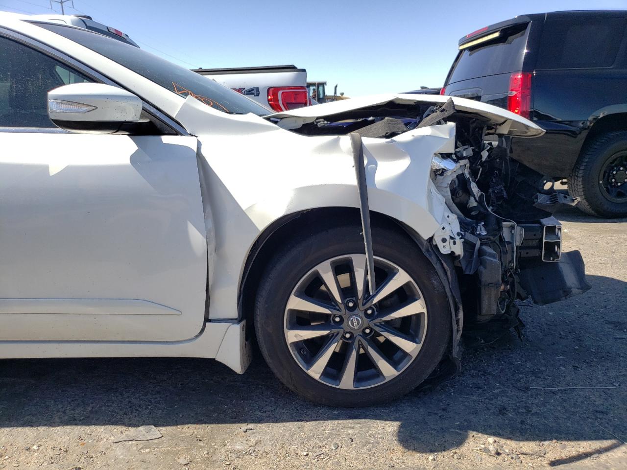 Photo 9 from auction – 2016 NISSAN ALTIMA 2.5 with VIN 1N4AL3AP1GC136760
