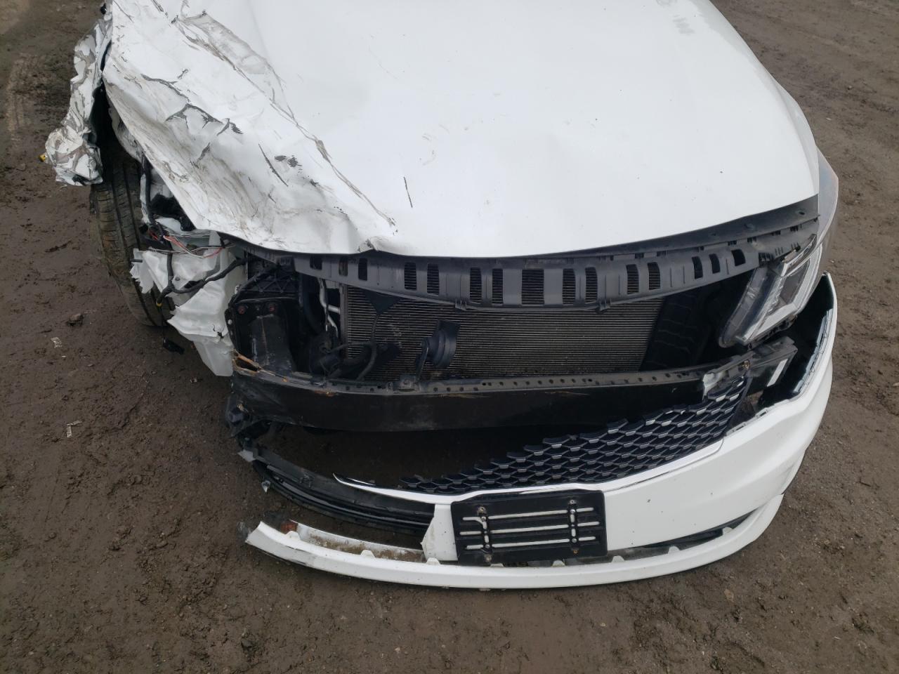 Photo 7 from auction – 2016 KIA OPTIMA EX with VIN 5XXGU4L30GG030771
