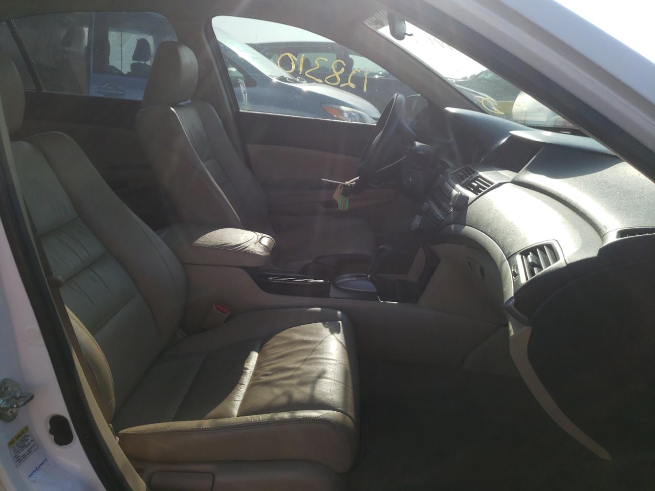 Photo 19 from auction – 2012 HONDA ACCORD SE with VIN 1HGCP2F62CA194627