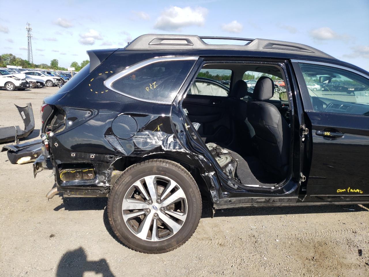 Photo 9 from auction – 2018 SUBARU OUTBACK 3. with VIN 4S4BSENC3J3392745