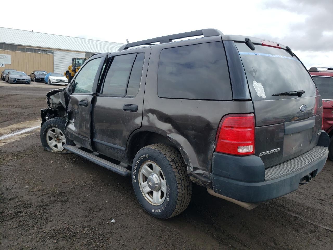 Photo 3 from auction – 2005 FORD EXPLORER X with VIN 1FMZU72K65UB00571