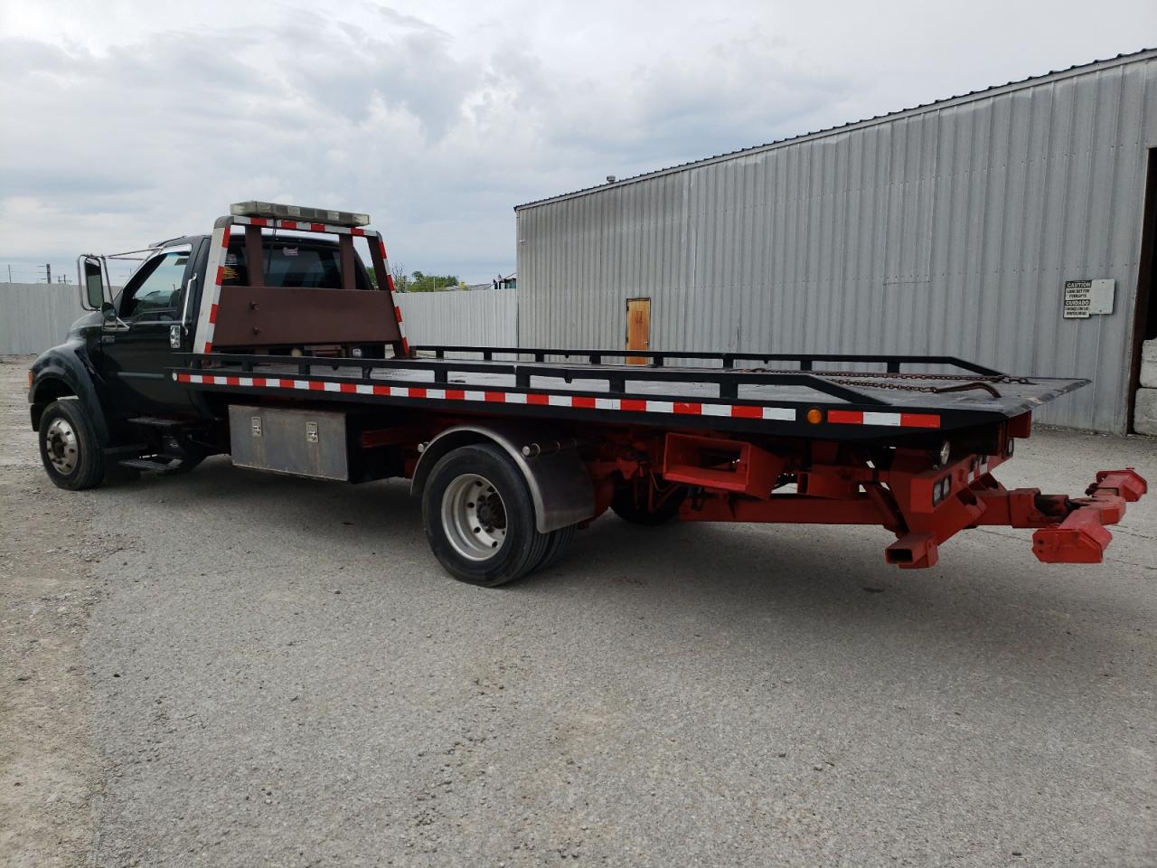 Photo 3 from auction – 2002 FORD F650 SUPER with VIN 3FDNF65A32MA27374