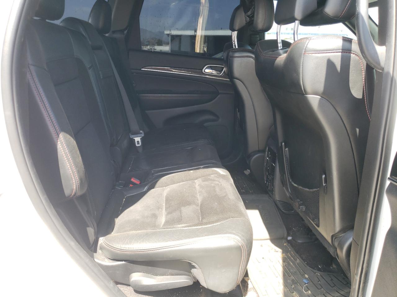Photo 6 from auction – 2017 JEEP GRAND CHER with VIN 1C4RJFLG5HC695618