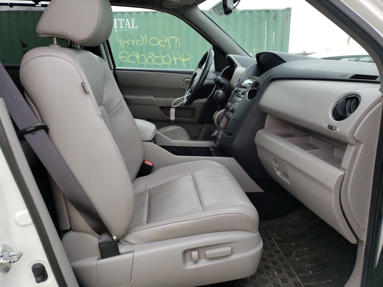 Photo 5 from auction – 2013 HONDA PILOT TOUR with VIN 5FNYF4H92DB050501