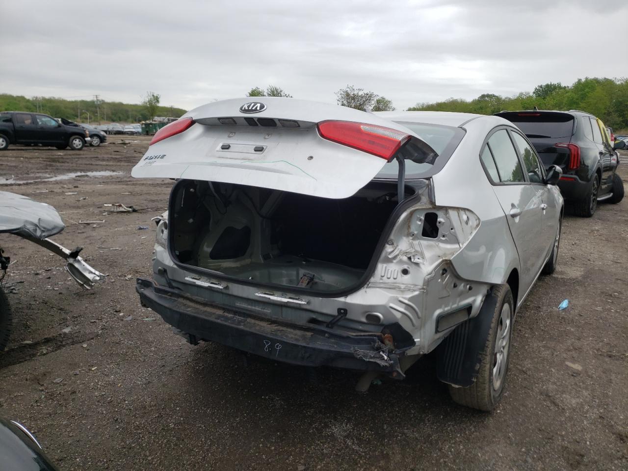 Photo 17 from auction – 2014 KIA FORTE LX with VIN KNAFK4A65E5140888
